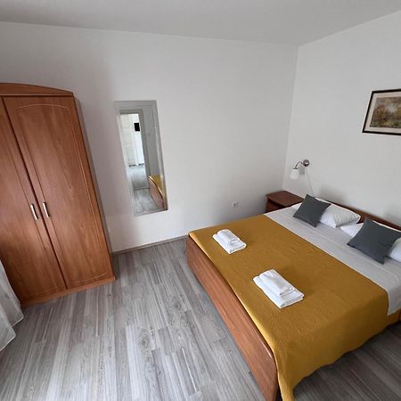 Apartments Iskra روفينج المظهر الخارجي الصورة